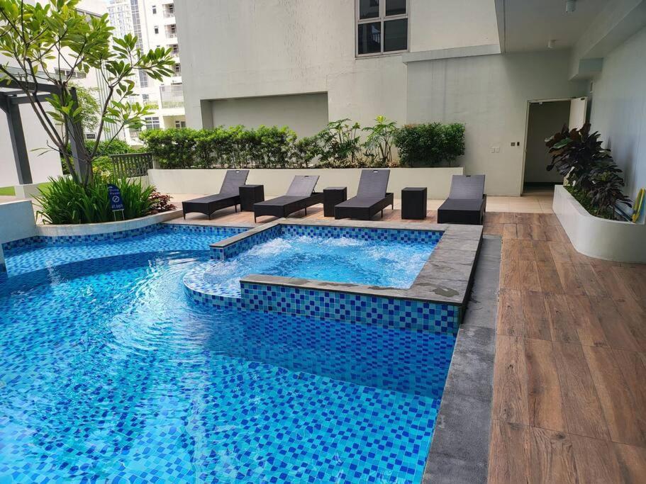 マニラ市Luxury @ Bgc Sleeps 6 Comfortably Fast Wifi Pool!アパートメント エクステリア 写真