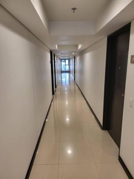マニラ市Luxury @ Bgc Sleeps 6 Comfortably Fast Wifi Pool!アパートメント エクステリア 写真