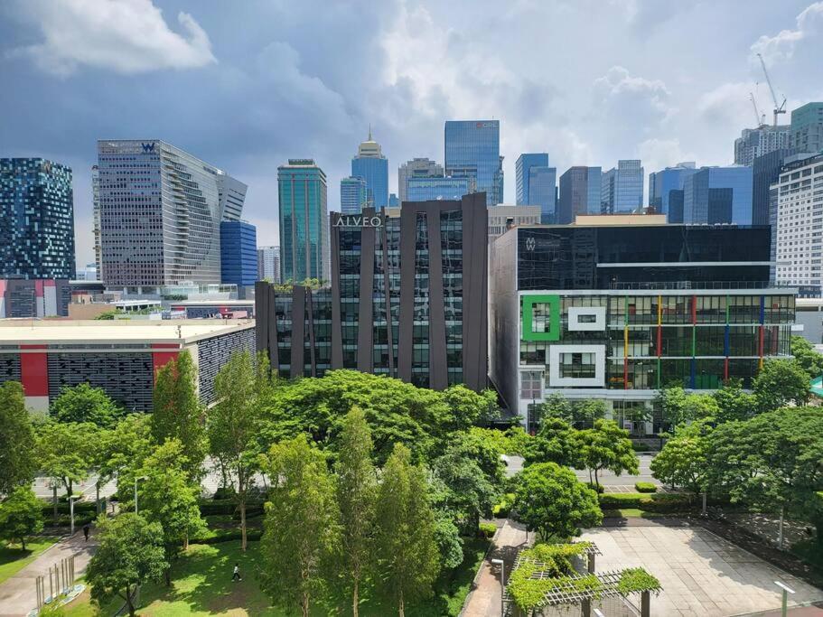 マニラ市Luxury @ Bgc Sleeps 6 Comfortably Fast Wifi Pool!アパートメント エクステリア 写真